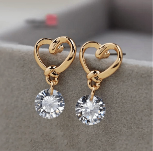 Elegant Heart-Shaped with Dazzling Crystal Drops Earrings