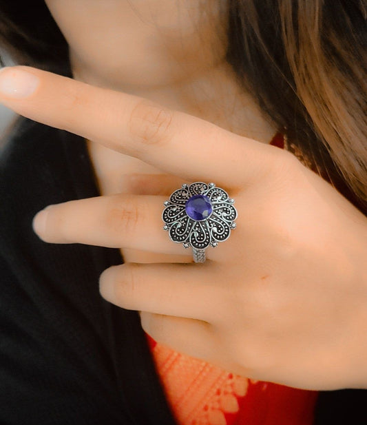 Silver Plated Round Oxidised Silver Stone Work Rings