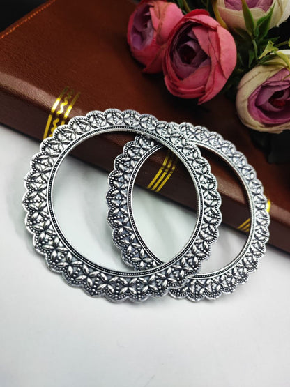 Oxidised Bangle – Beautiful Flower Design German Silver Chudiya